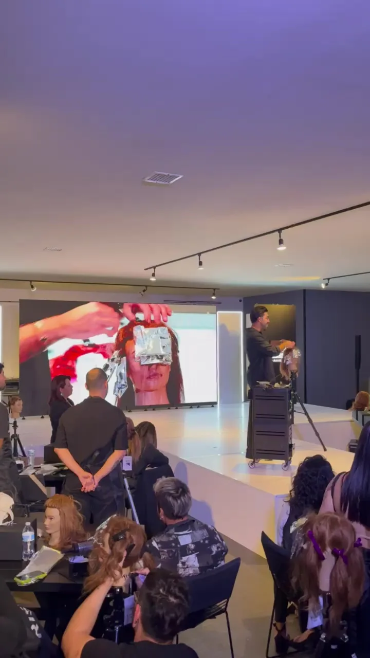 Experiencia educativa De Regreso a la Raíz de L'Oréal Professionnel